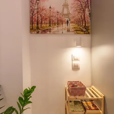 Chic New Pagrati Appartamento